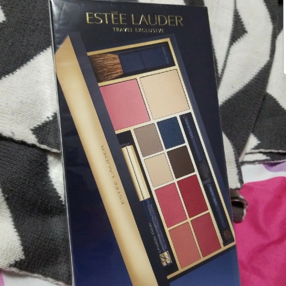 Estee Lauder  Expert Color Palette